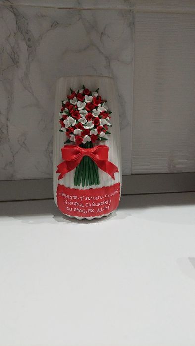 Confectionez vaze personalizate