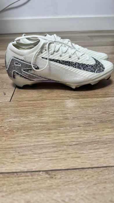 Nike Mercurial Vapor 16 Elite