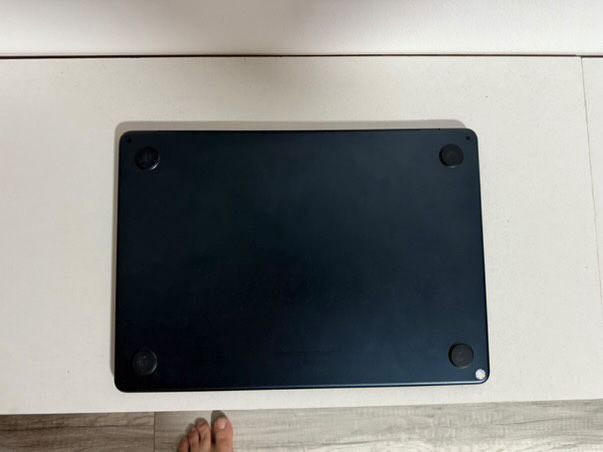 Vand MacBook air M2