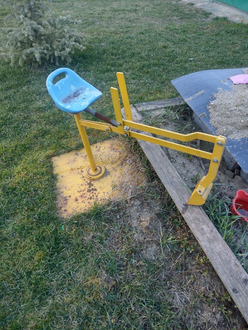 Excavator copii, nisip