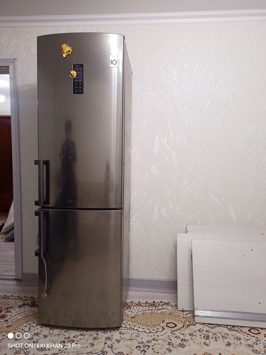 Продам холодильник