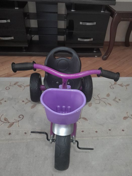 Детский велосипед, трёхколёсный