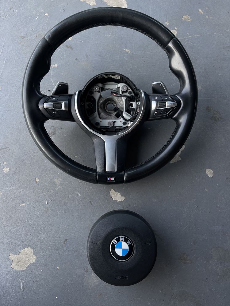 Volan M Original BMW F10 F11 F06 F12 F13 F07 F01 F02 Vibratii Padele