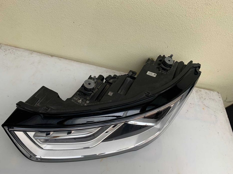 Far stanga Audi A1 Facelift bixenon led dupa 2015 cod 8XA941005