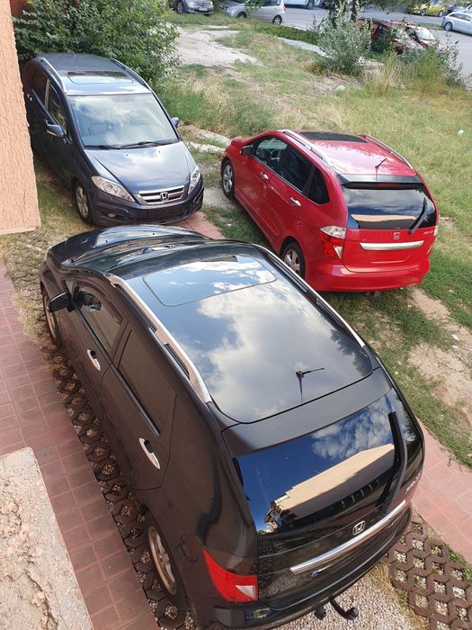 Honda FRV на части