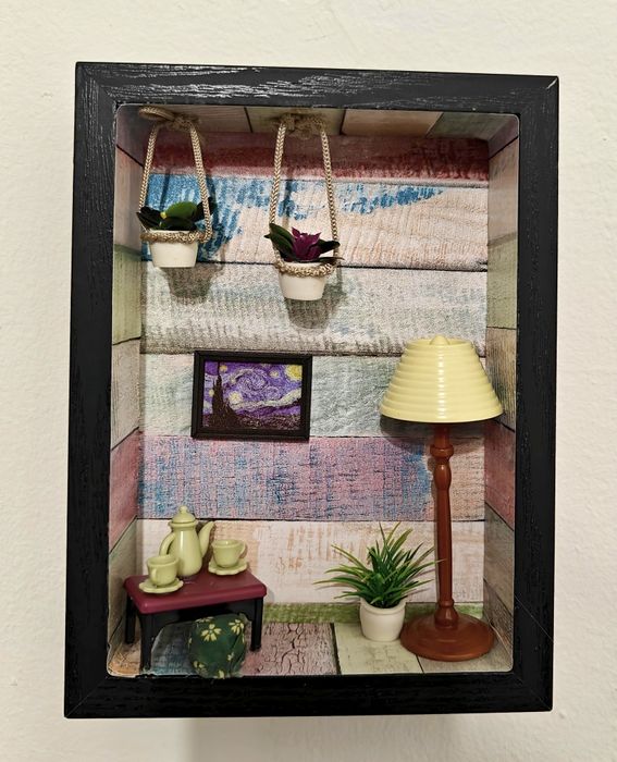 Tablou camera in miniatura