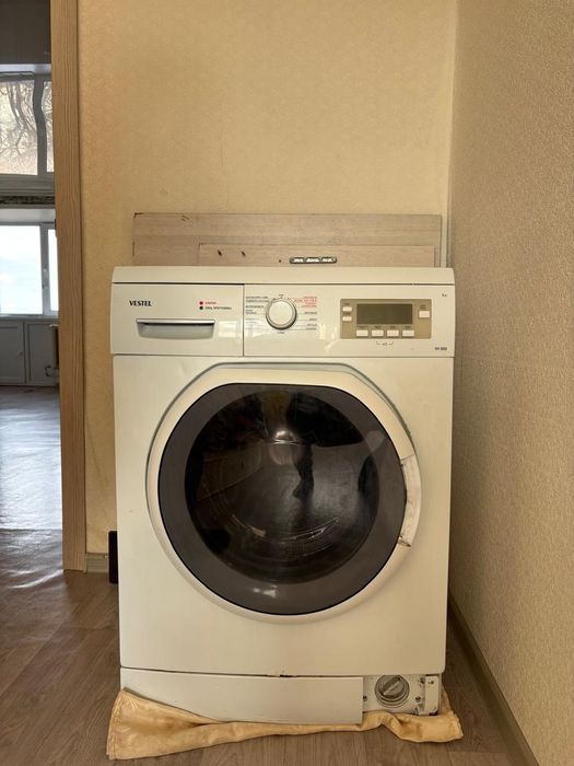 Продам стиральную машину