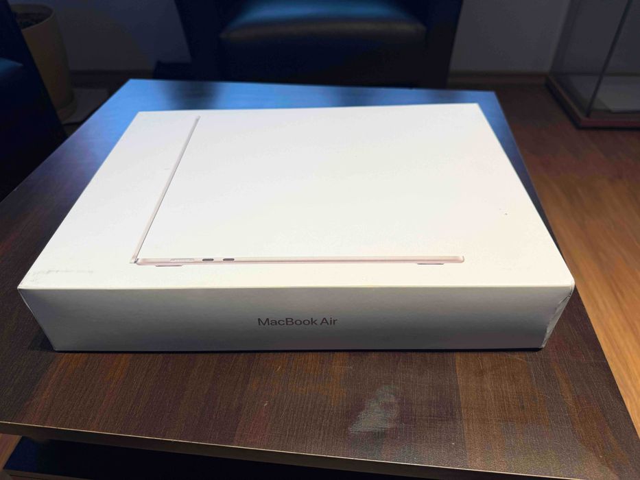 Ултрабук APPLE MacBook Air М3 - 15,3"