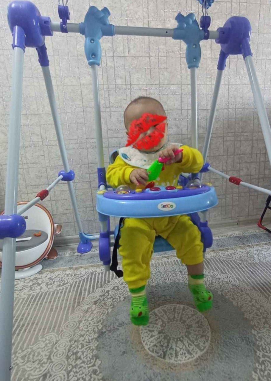 Детские напольные музыкальные качели (синий, розовый, зелёный)