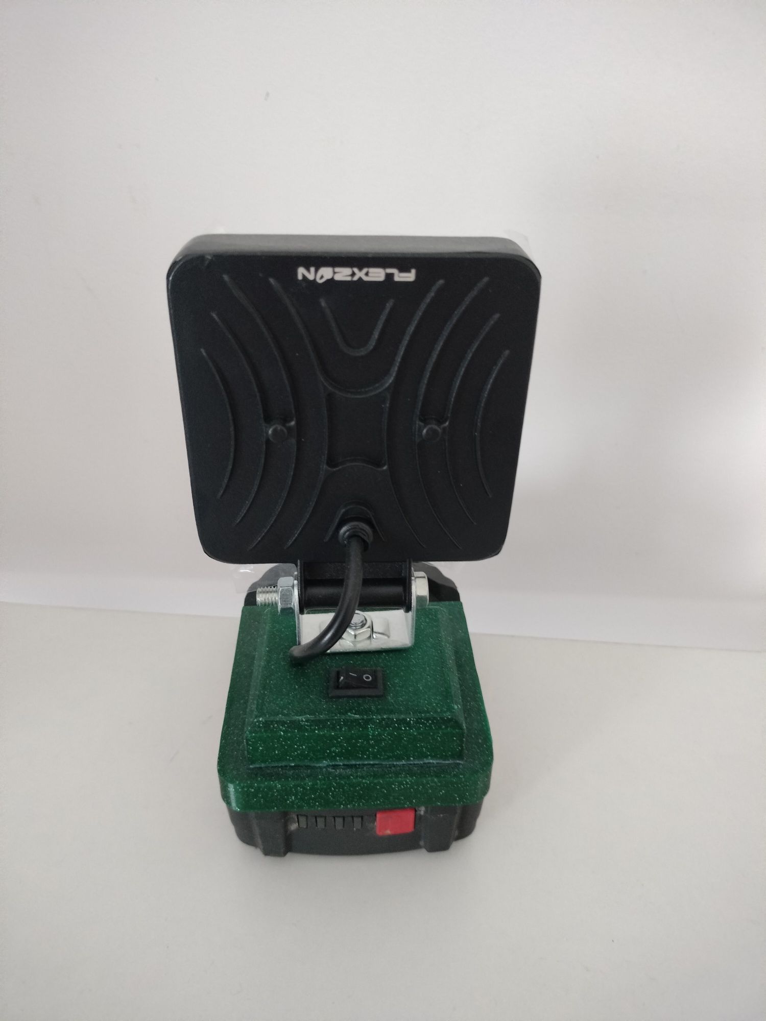 Lanterna/lampa compatibila metabo 18 volți