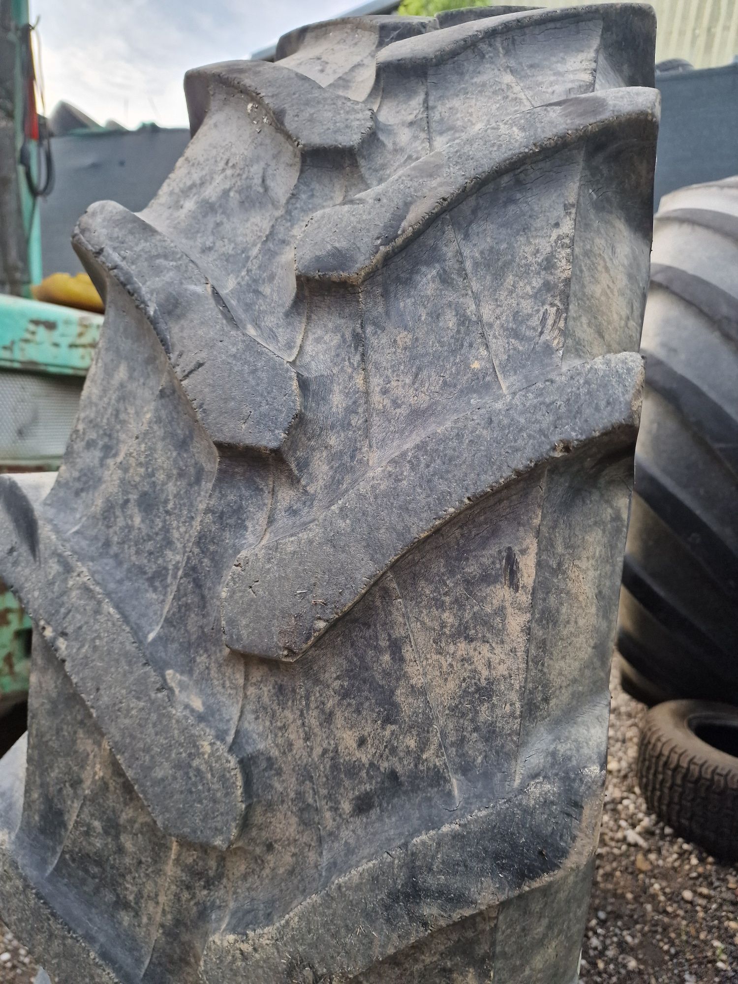 ANVELOPĂ agricolă 14.9R30 (380/85R30) marca Pirelli