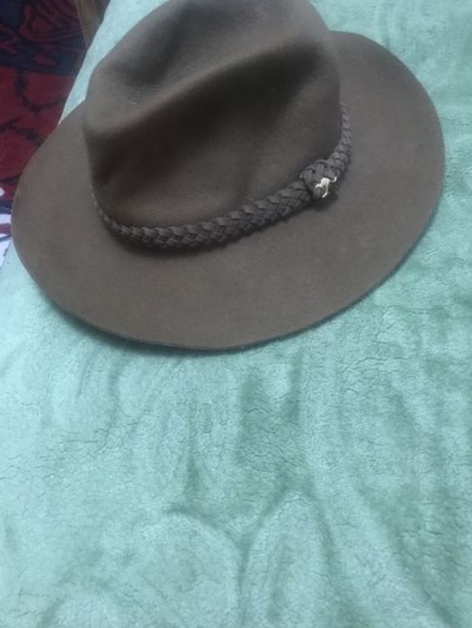 Pălărie fetu  trikra Elveția