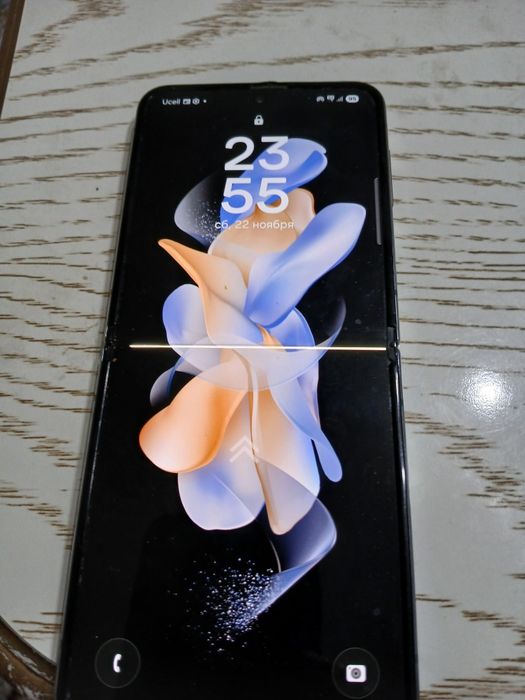 Samsung z flip4 256 gb