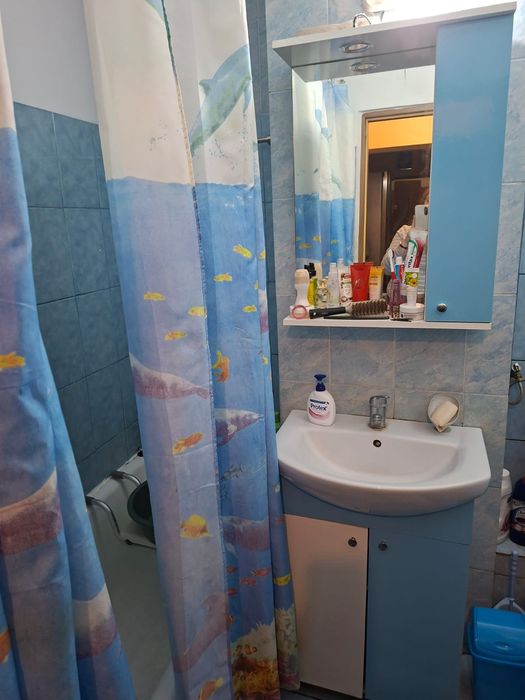 Vând apartament 2 camere Tg Cărbunești