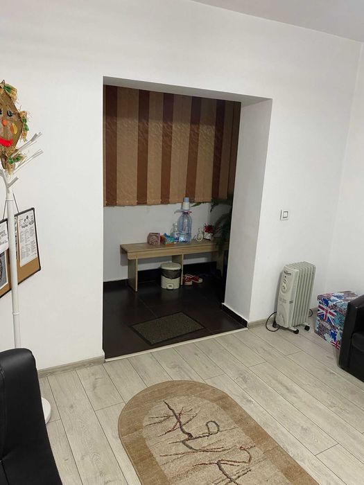Ap. 3 camere, parter, transformat in spatiu comercial si garsoniera