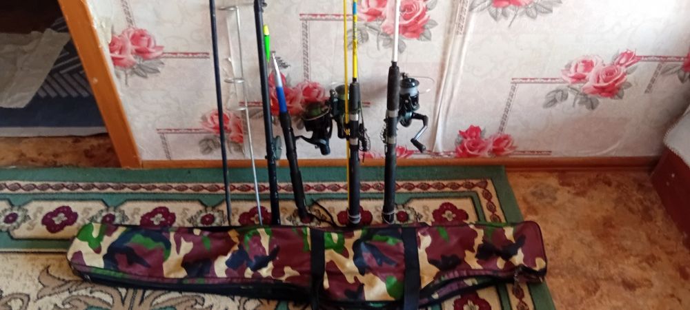 Продам удочки  комплект