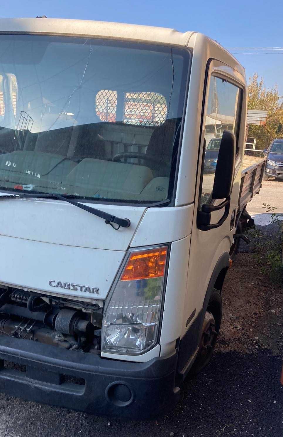 Nissan Capstar / RENAULT MAXITY 35.13 2.5dCi На части 2010г