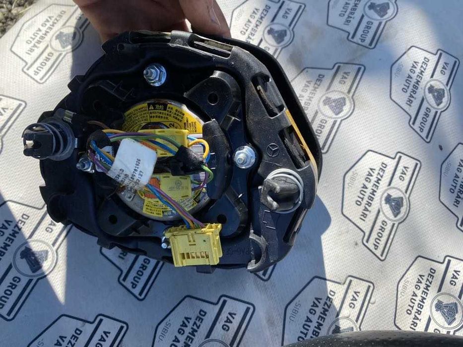 Volan tesit AMG cu padele Mercedes C Class 2015 W204