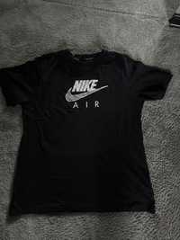Тениски Nike, Zara, Shein Pull&bear