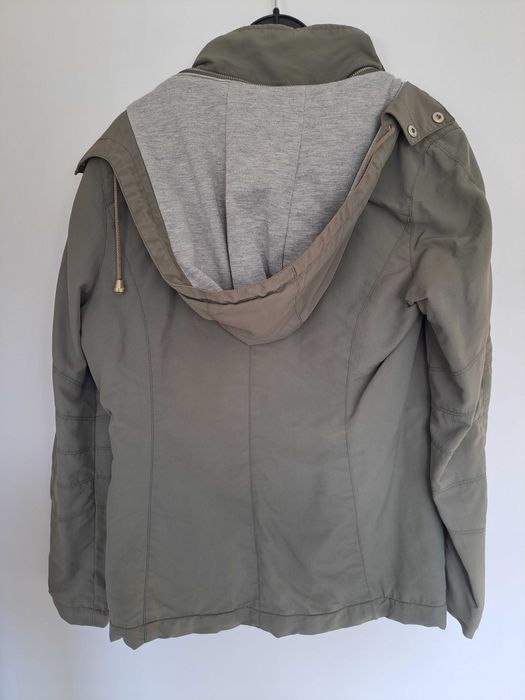 Преходно дамско яке