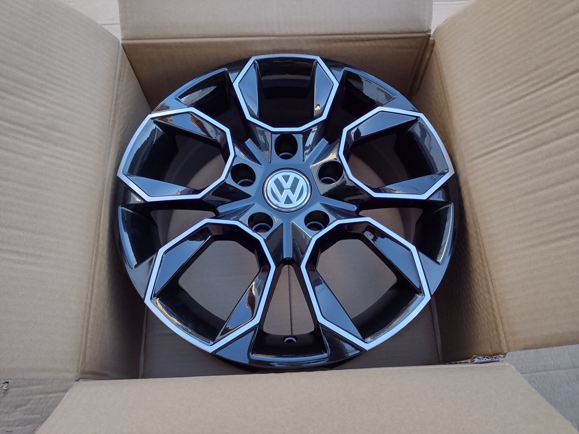 Jante 15 VW Golf 5.6.7 Jetta Touran Caddy Sharan. Passat 
Prinde