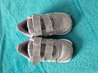 Сиви маратонки Adidas р-р 21