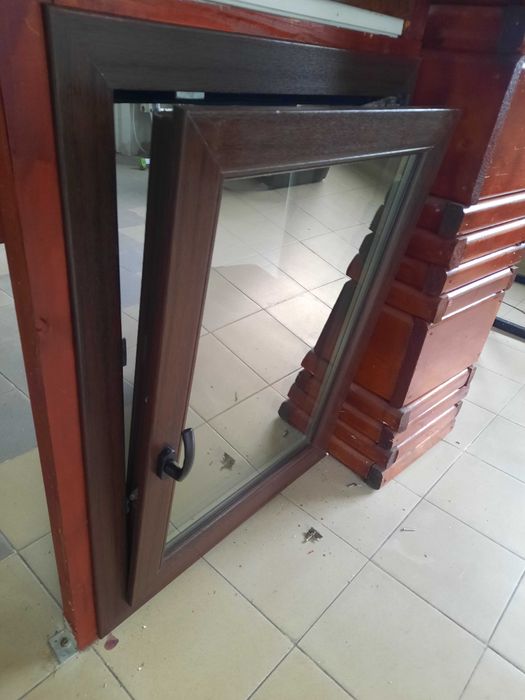 Geam termopan wenge