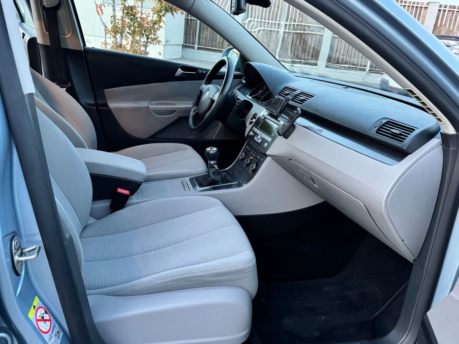 Vw Passat 2.0TDI/140 cp  euro 5 An 2009 Km Reali