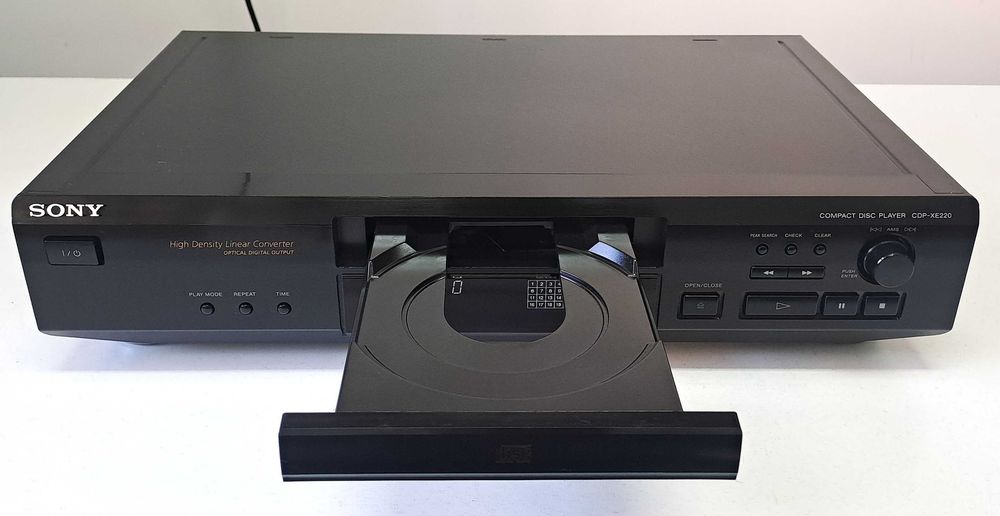 Sony CDP XE 220 CD player colectie vintage