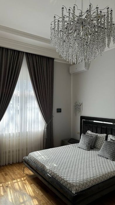 Продается ЕвроДом 4 комнаты, ориентир: ул Никитина, 340м²