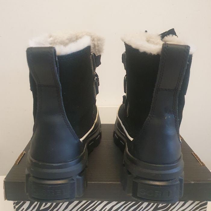 Cizme din piele intoarsa Sorel masura 38