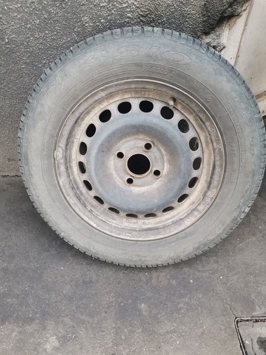 Anvelope vară Debica 175/70 R14 84T cu jante tablă