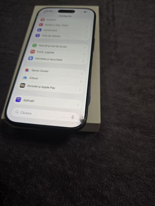 Vand/Schimb Iphone 17 pro/256 deep blue