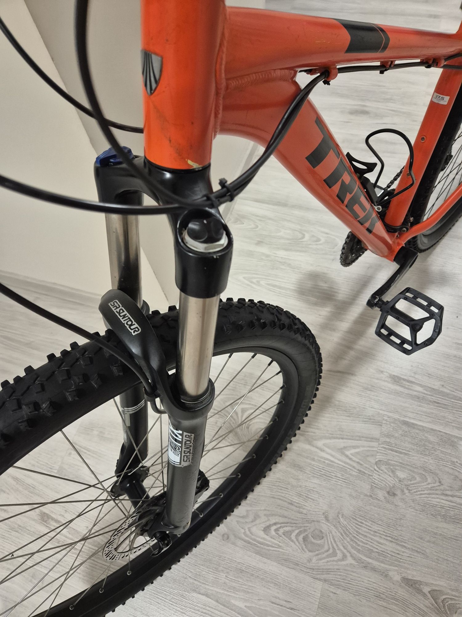Bicicleta TREK Marlin6,roti 29,furca aer,frane hidraulice