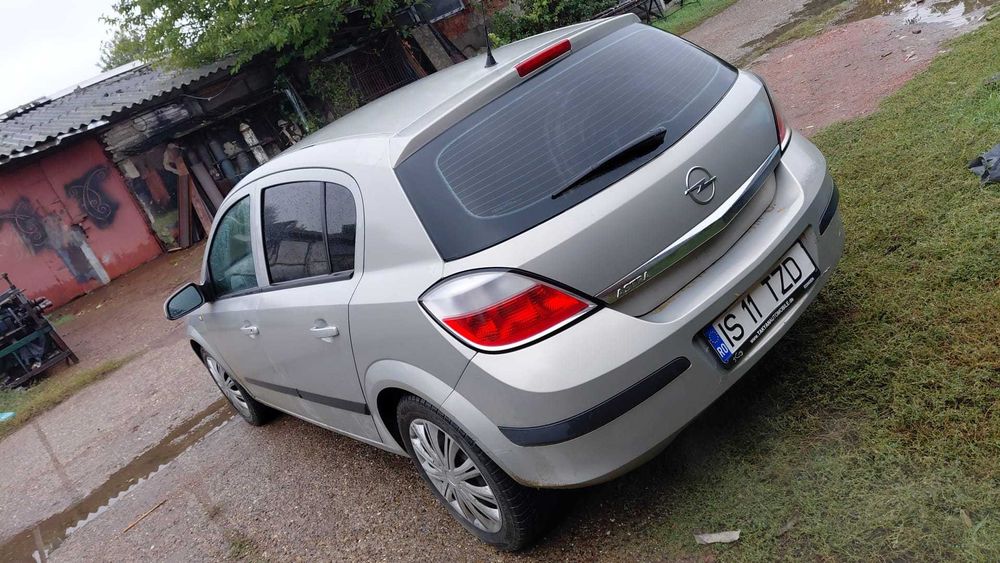 Opel Astra H, 1.4 benzina