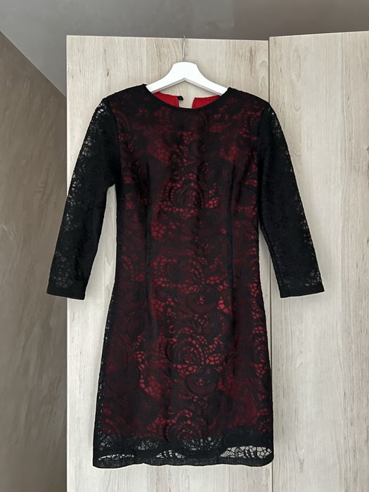 Черна рокля Zara