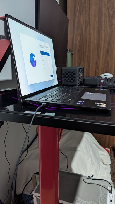 Vând Laptop Acer Swift 16 AI SF16-71T-932H 2024 Nou/OLED/Preț Fix 5200