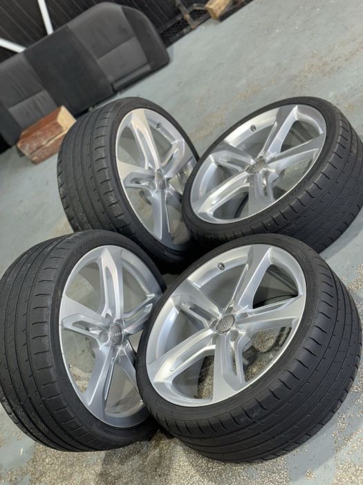 Jante Audi 5-Arm Blade Design 21”