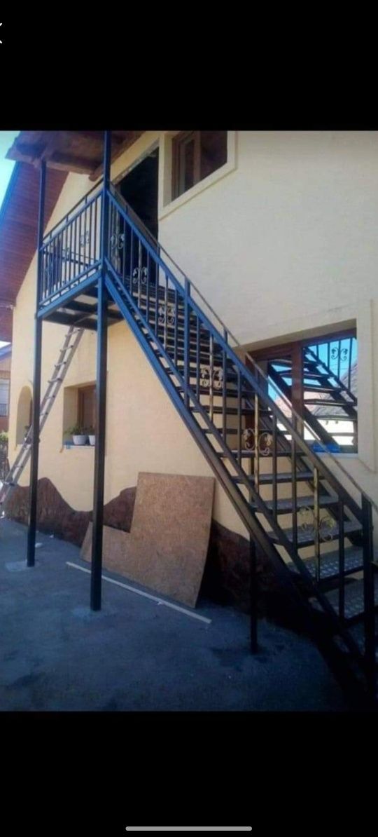Scară zincată profesională