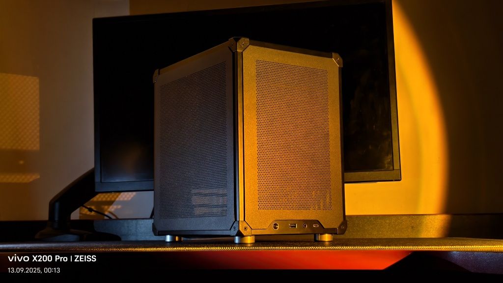 Мини Корпус Jonsbo C6