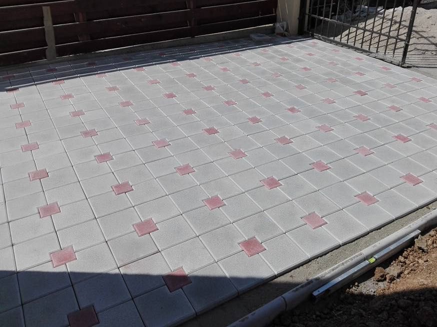 Fabrica de pavaj, pavele, borduri, coame gard pentru gradina