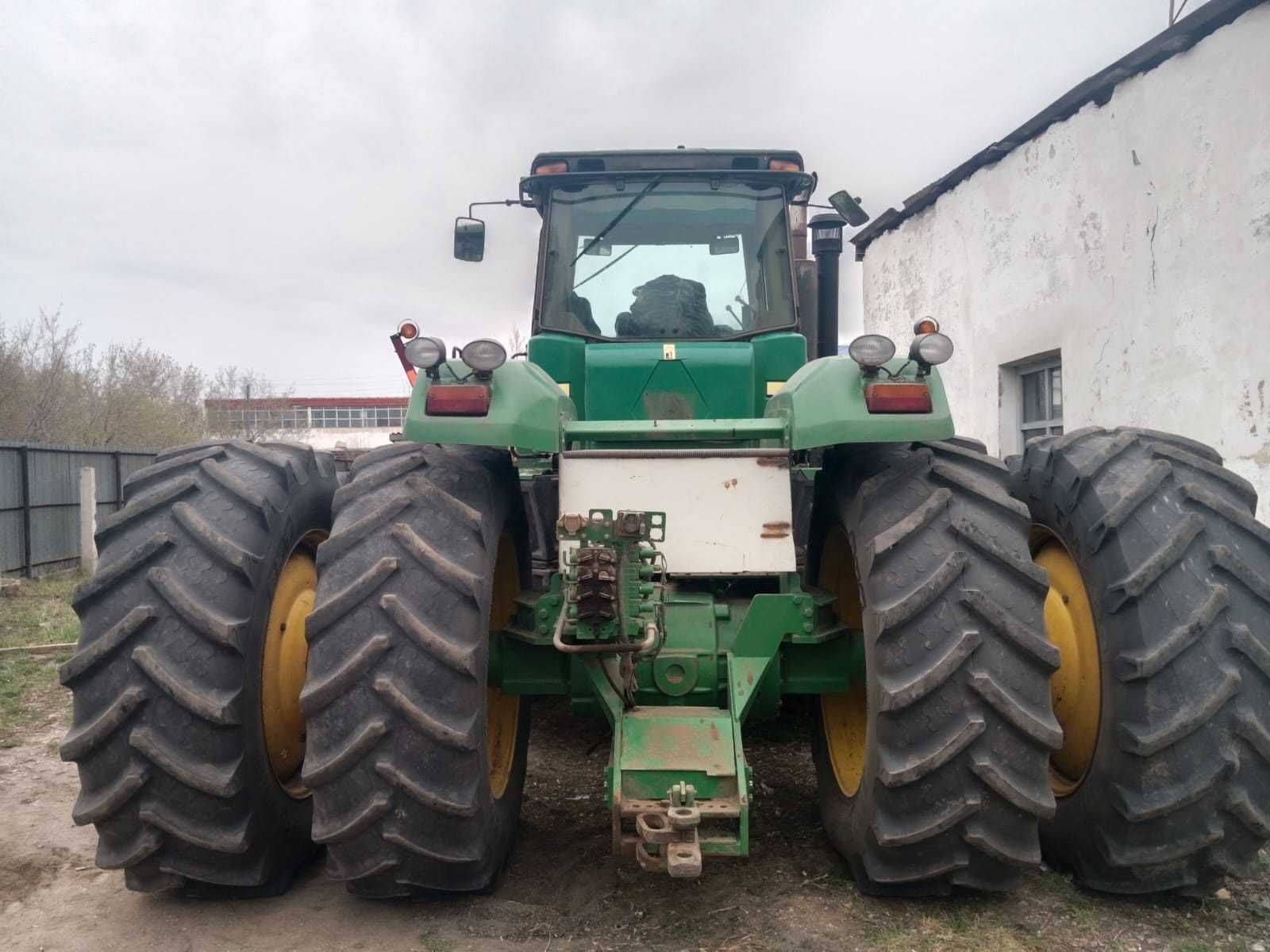 Трактор Джон Дир John Deere 9330