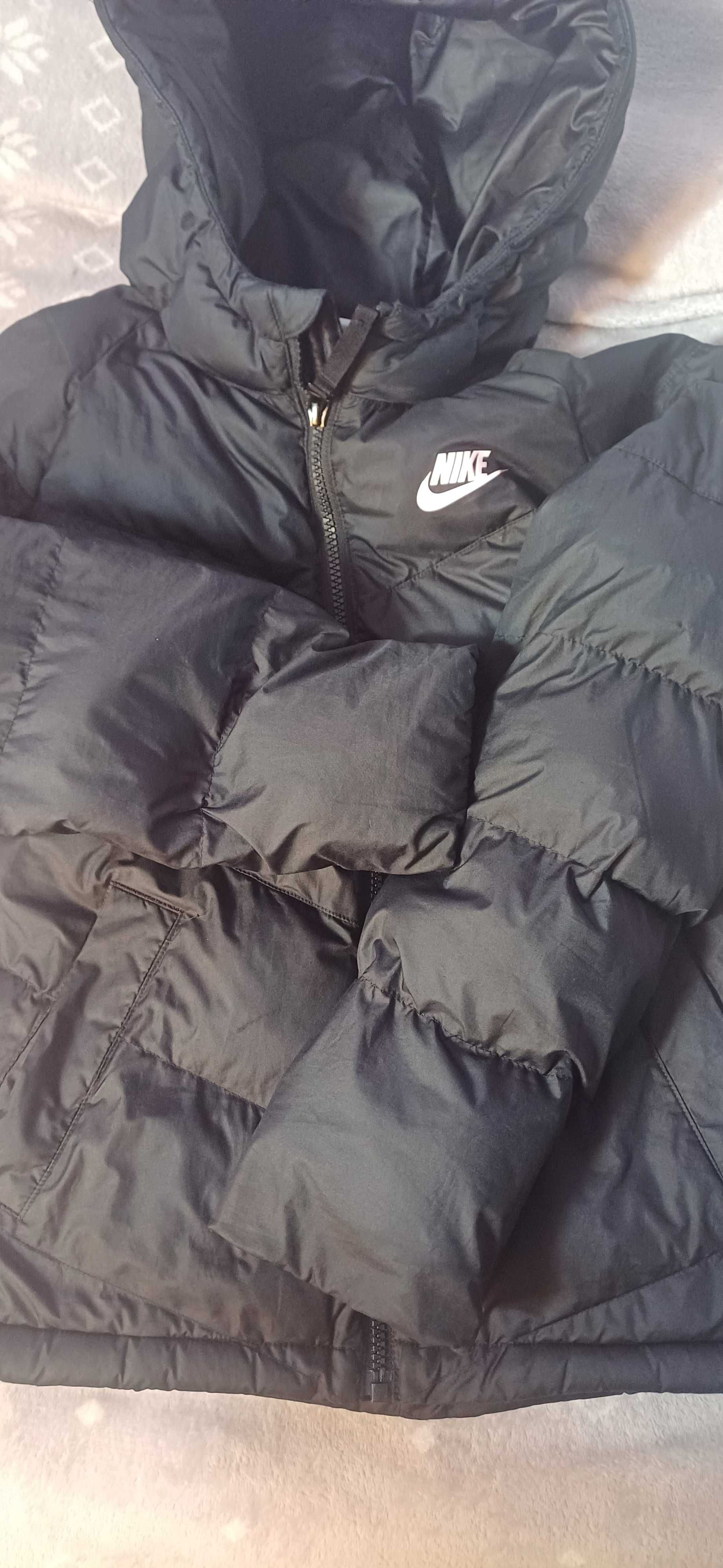 Яке Nike 10-12г."M" размер