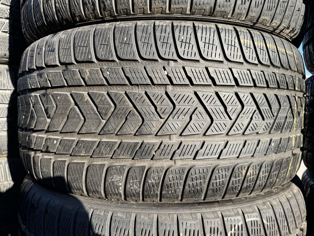 Anvelope 295/40/21 Pirelli