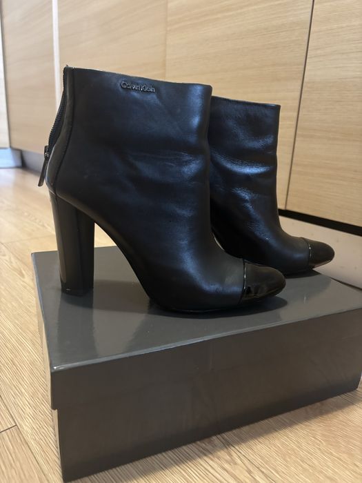 Боти ня ток calvin klein