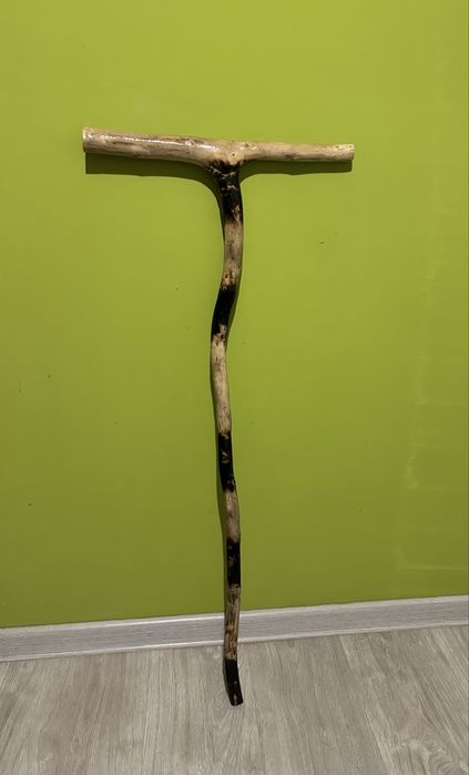 Продавам тояги за сурва