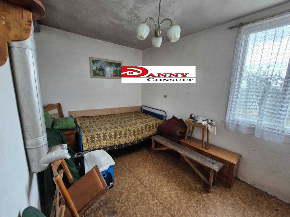 Продава се Къща в с. Ангелов, Област Габрово - 70 кв.м за 395 €/кв.м - Снимка #2