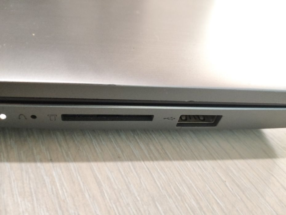 Vand Laptop lenovo IdeaPad 3 15ITL6