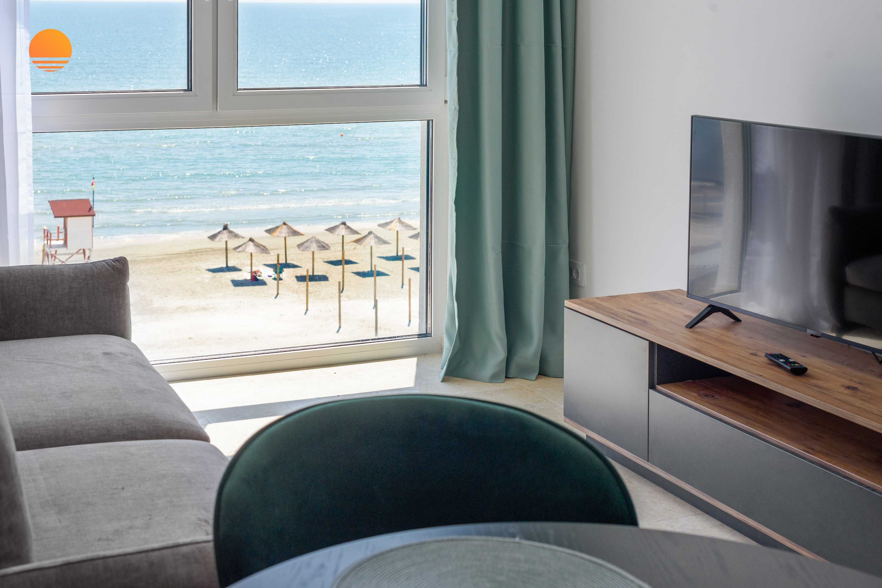 Cazare Azzurro Beachfront vedere la mare - Mamaia Sat - ByChoice