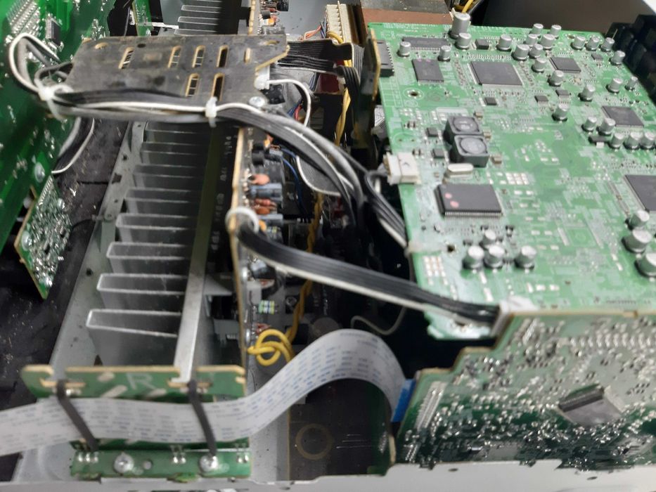 Statie Digitala Pioneer VSX-521-K